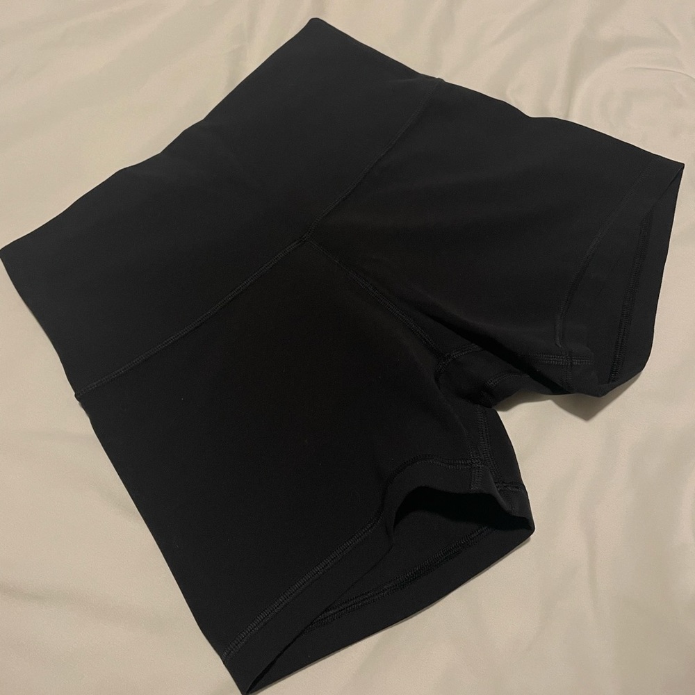 lululemon align shorts